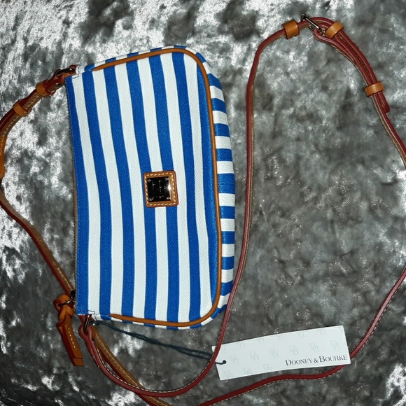 DOONEY & BOURKE "Sullivan" Coated Cotton Lexi Pouchette Stripped Crossbody - Picture 4 of 13
